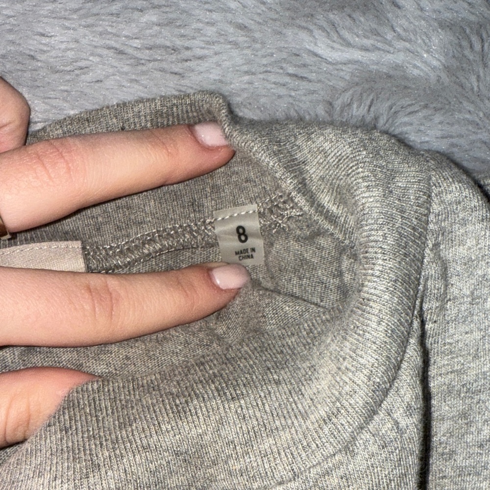 Essentials Heather Gray Tee - Picture 4 of 7